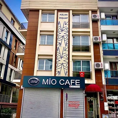 Alaz Apartmanhotel Buca